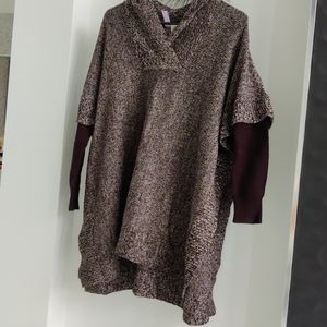 FRANCESCA'S PULLOVER SWEATER